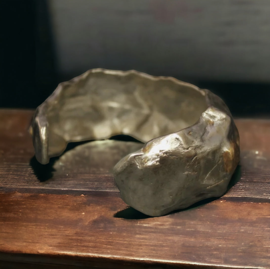 ''WEARABLE ART'' BRACELET