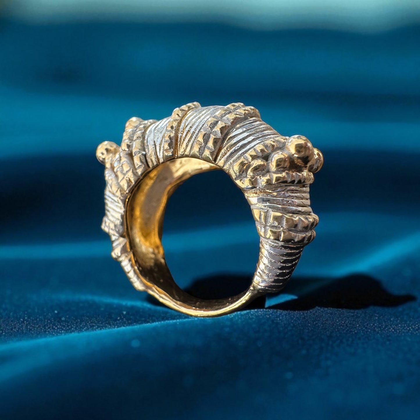''HERA'' RING