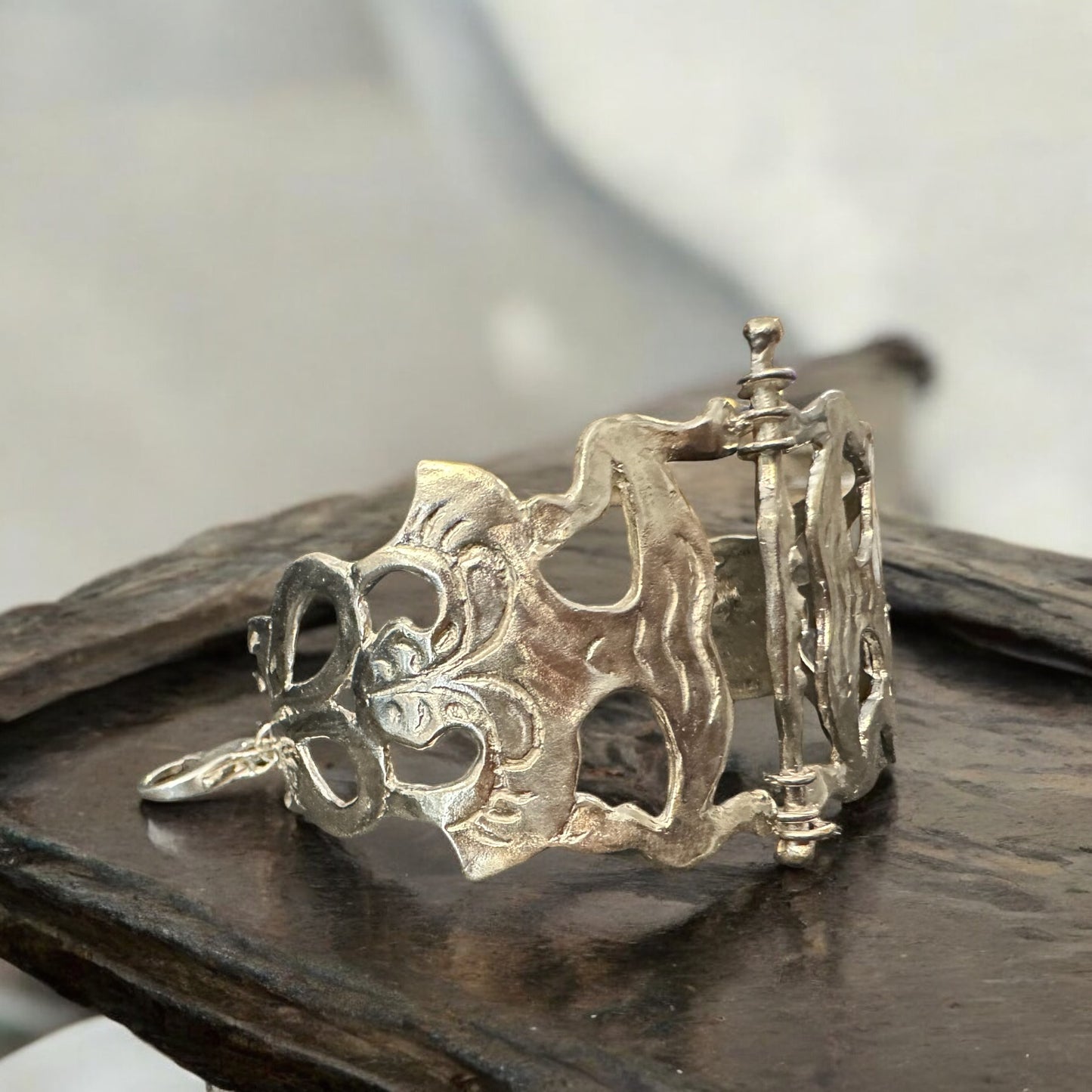 ''THREE GUARDIANS'' BRACELET