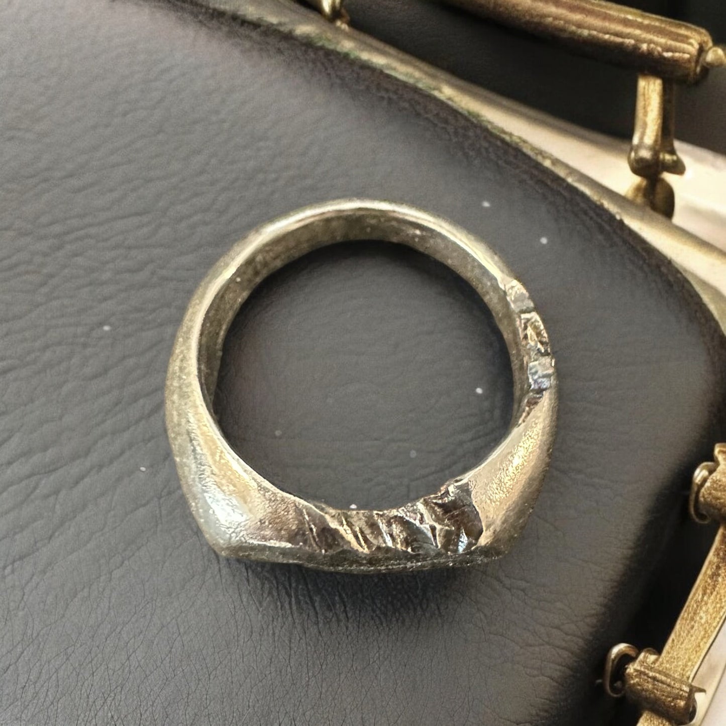 ''THE SCRATCH'' RING