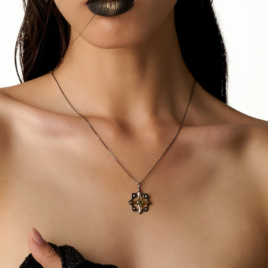 ''ΟΜΝΙVIS'' NECKLACE