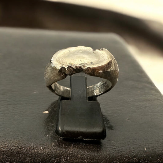 ''THE SCRATCH'' RING