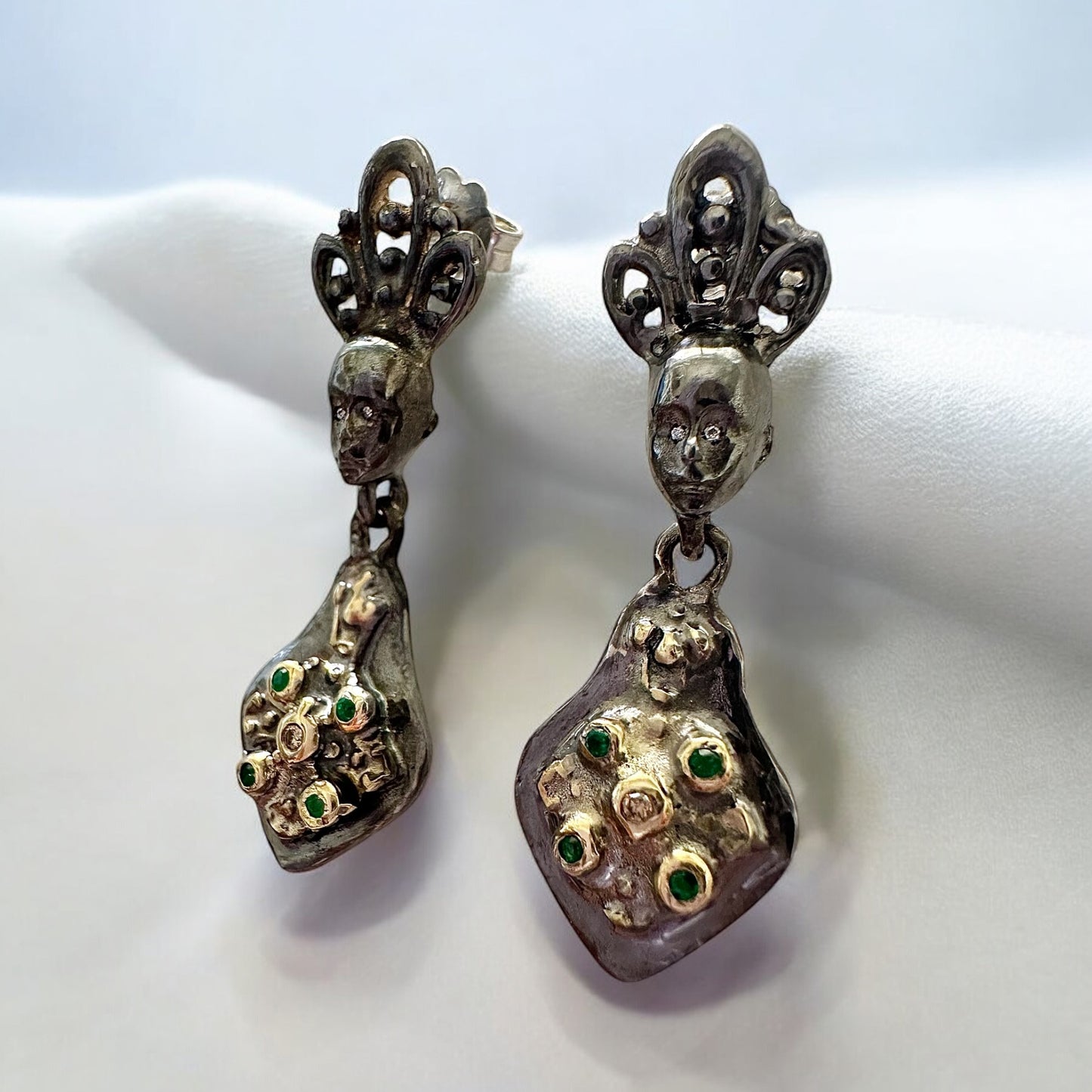 ''NUMEN'' EARRINGS