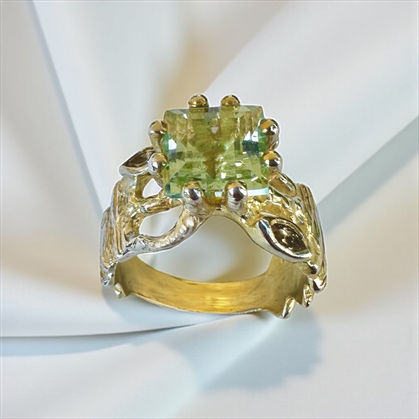 ''CALYPSO'' RING