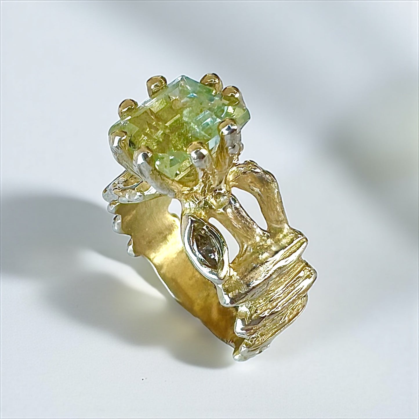 ''CALYPSO'' RING